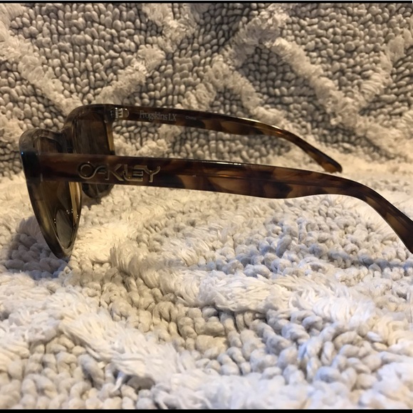 Oakley Accessories - Oakley glasses